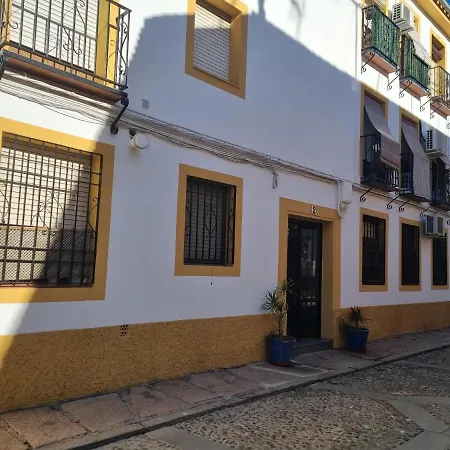 De Estreno En Patios Tipicos De San Basilio Apartamento Córdova